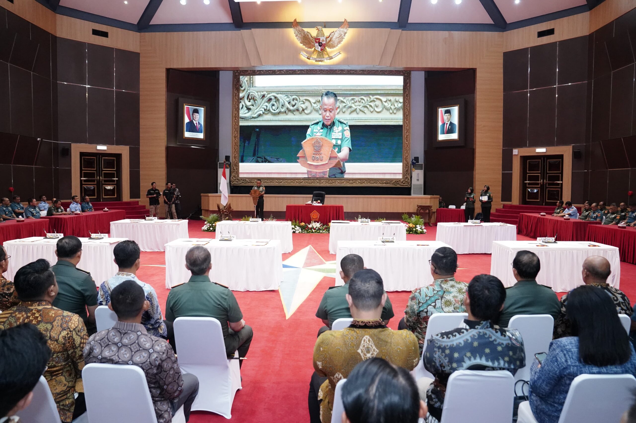 Irjen TNI Tegaskan Profesionalisme dan Integritas dalam Penandatanganan Kontrak Pengadaan Mabes TNI 2025
