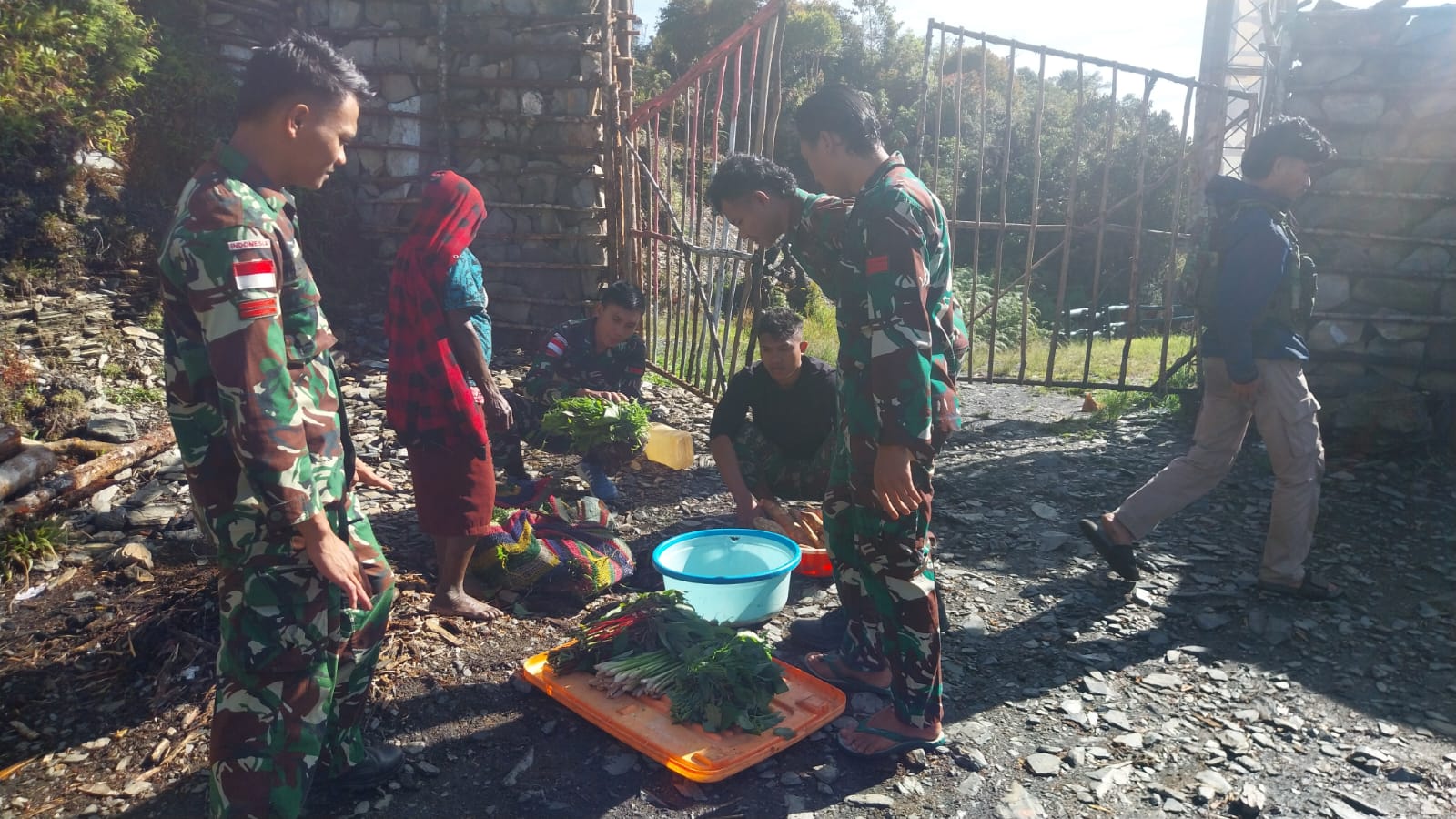 Wujud Nyata TNI dalam Meningkatkan Kesejahteraan Kepada Warga Distrik Yamo