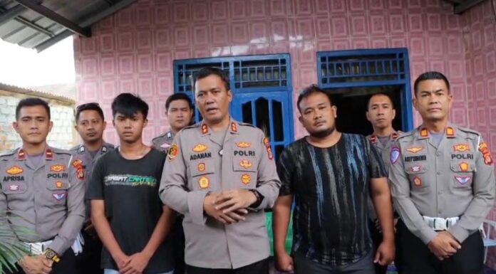 Polisi Peduli : Kapolda Lampung Beri Santunan Korban Laka Lantas Mobil Bermuataan Durian di Jalinsum Way Kanan