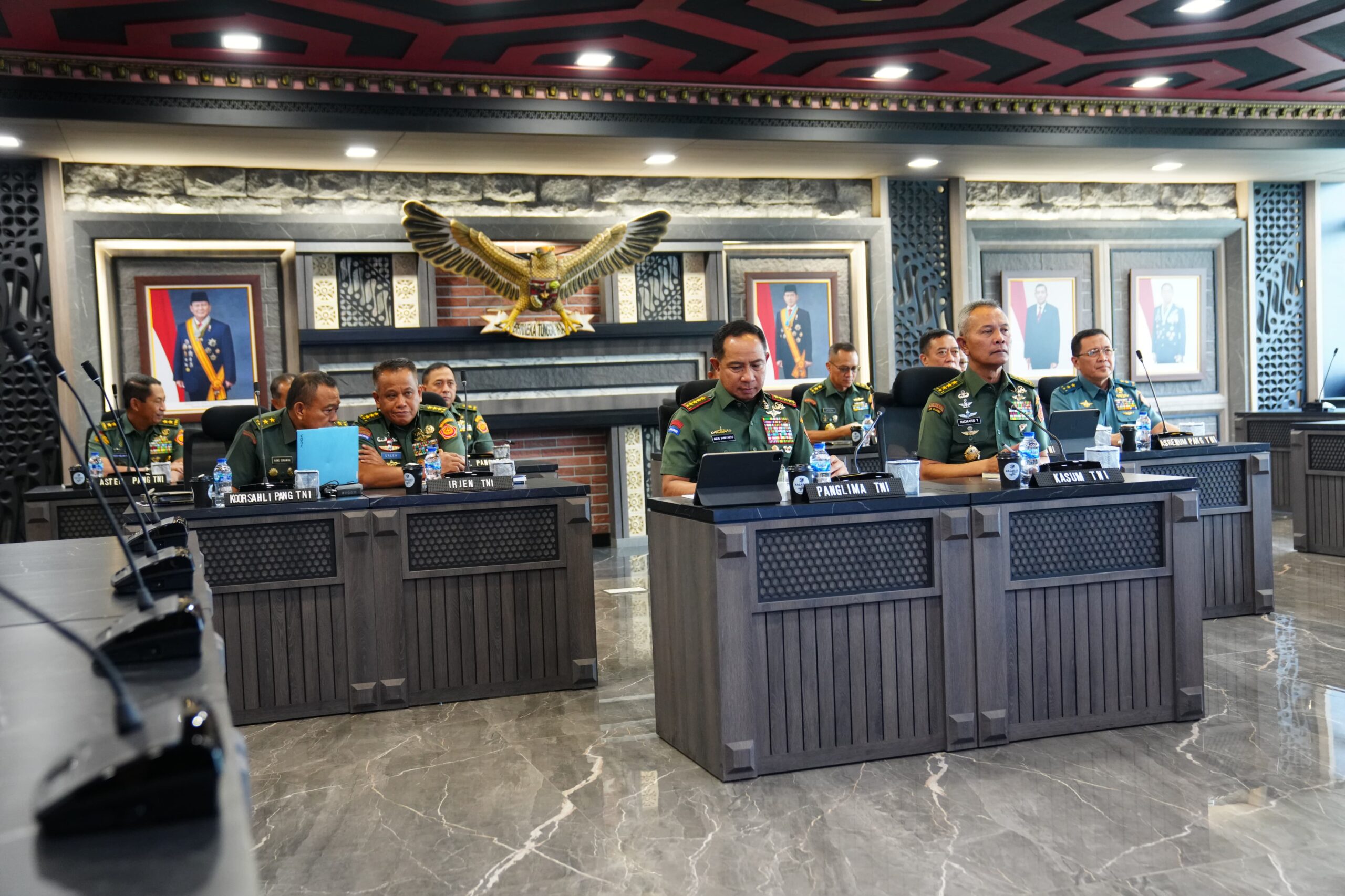 Panglima TNI Hadiri Rapim Kemhan-TNI 2025, Fokus pada Sinergitas dan Keamanan Nasional
