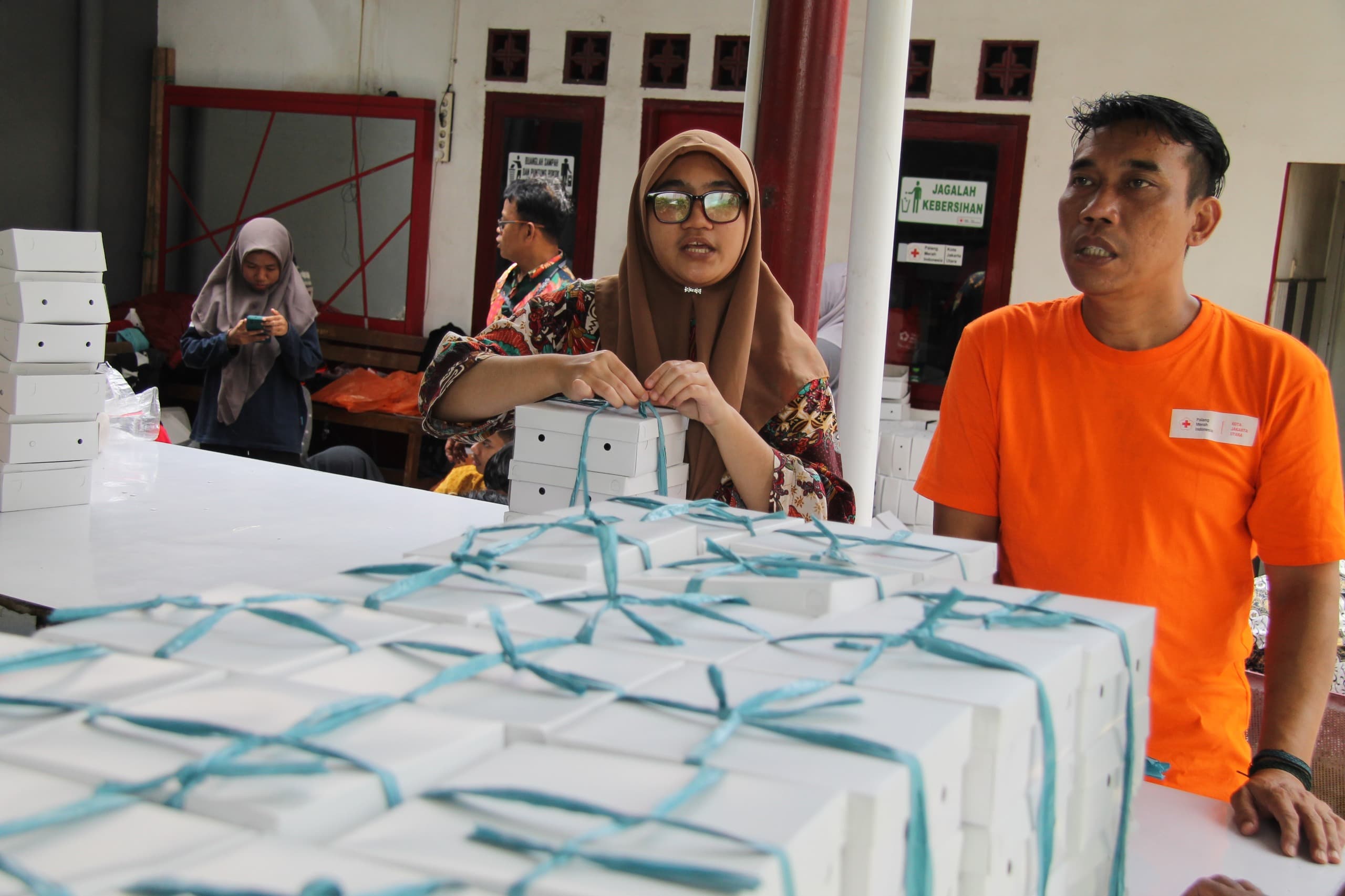 Respon Cepat PMI: Ribuan Makanan dan Logistik untuk Korban Banjir