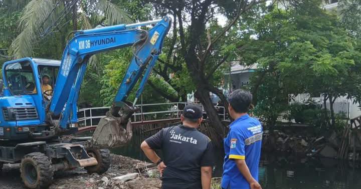 Sudin SDA Jakarta Utara Fokus Pengerukan Kali Cakung Lama untuk Cegah Banjir