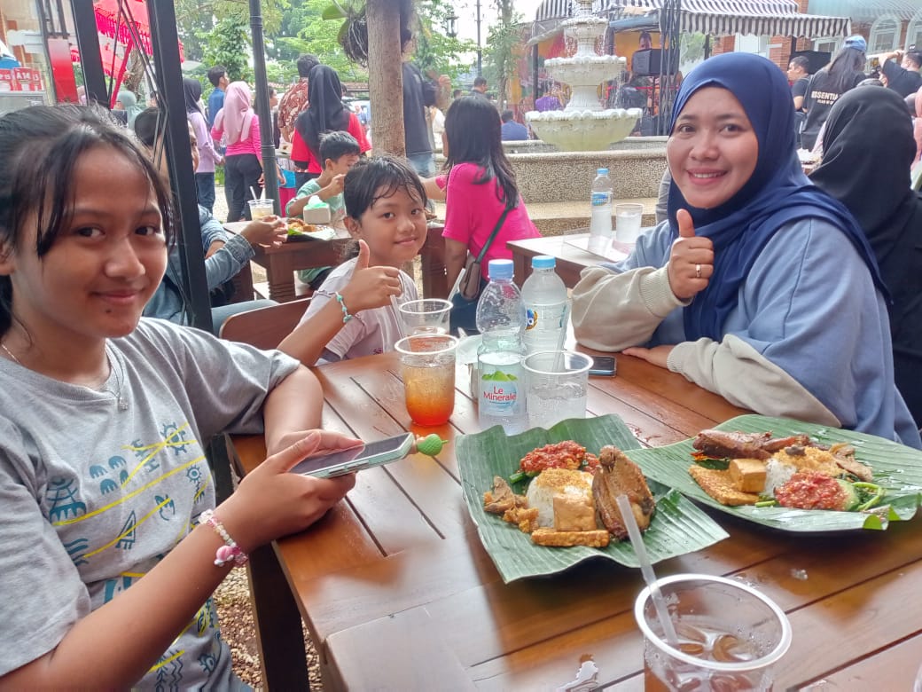 Kolaborasi King Abdi & Vicky Nitinegoro, Hadirkan Kuliner Pedas yang Menggoda