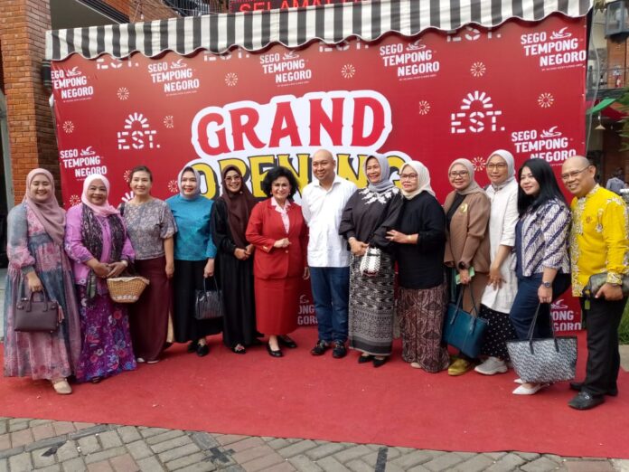 Kolaborasi King Abdi & Vicky Nitinegoro, Hadirkan Kuliner Pedas yang Menggoda