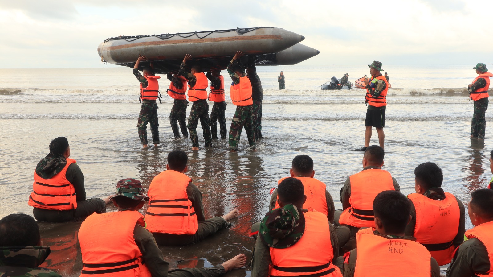 40 Personel TNI AU Uji Keterampilan Bertahan Hidup