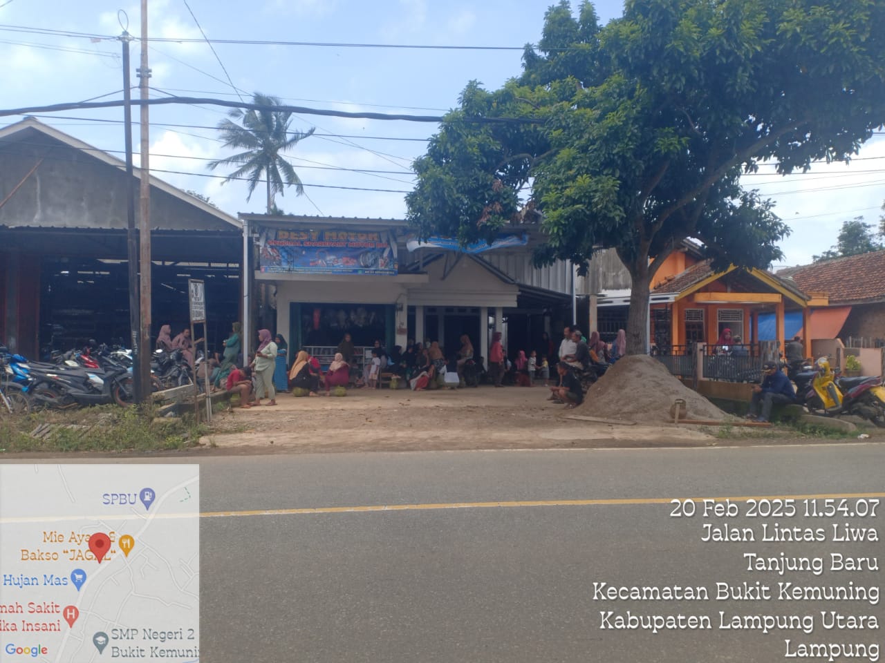 Antrean Panjang Demi Gas 3kg Bersubsidi, Ibu Rumah Tangga di Tanjung Baru Berjuang Mendapatkan Kepastian