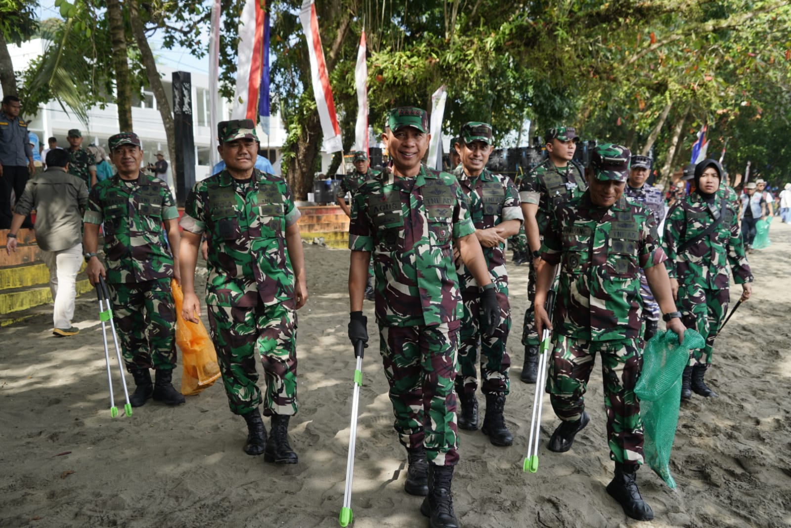 Aksi Bersih Pantai 2025, Gerakan Nasional untuk Indonesia Bebas Sampah
