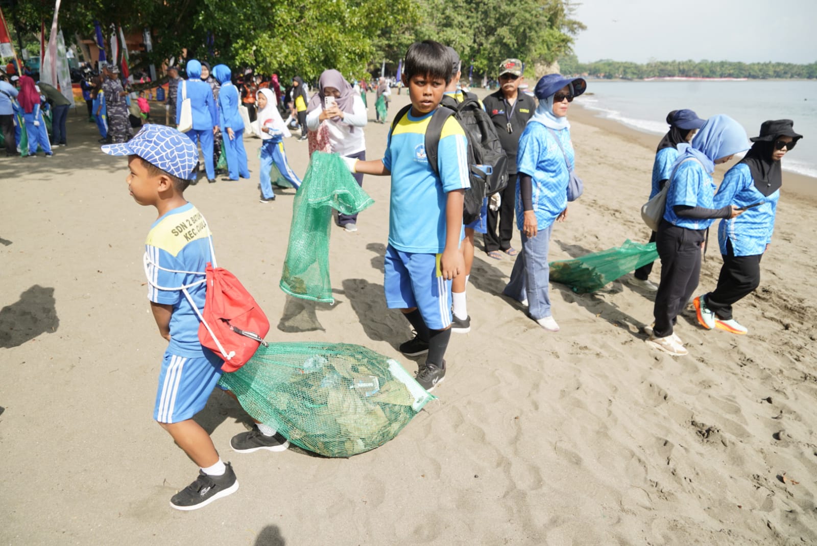 Aksi Bersih Pantai 2025, Gerakan Nasional untuk Indonesia Bebas Sampah