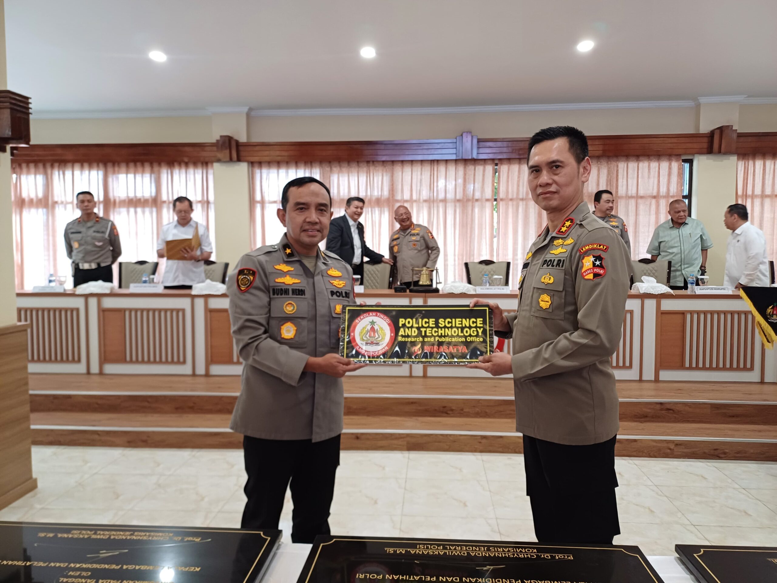Kontribusi Nyata: Alumni Akpol 1996 Perkuat Infrastruktur Riset Kepolisian