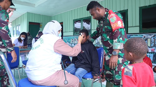 Sinergi Kodim 1714/PJ dan RSUD Mulia, Jamin Kesehatan Pengungsi