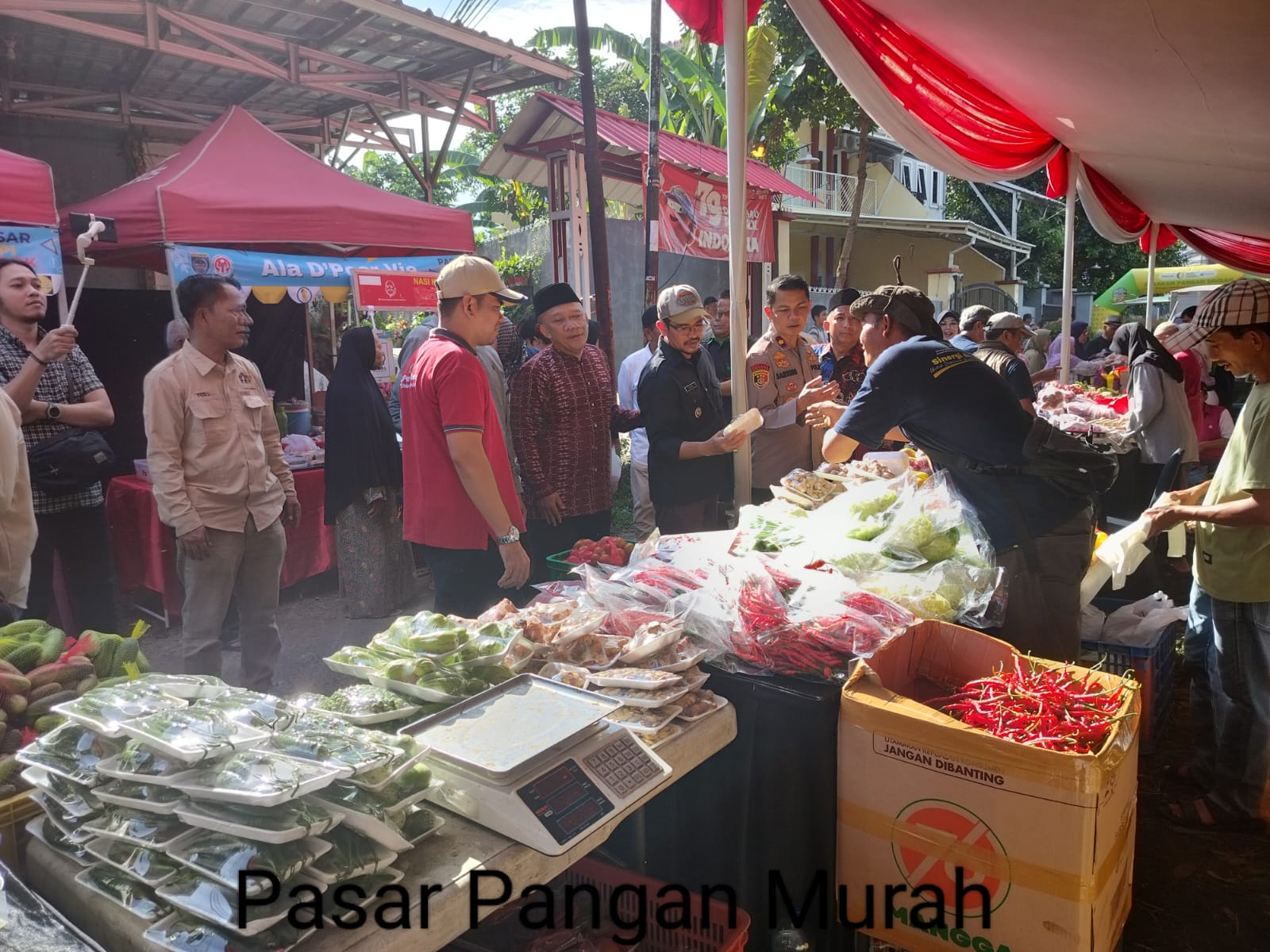Meriah Perayaan HPN 2025, PWI Kota Depok Gelar Pasar Pangan Murah dan Beragam Kegiatan Sosial