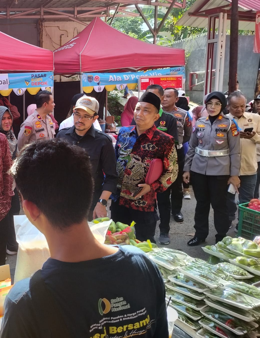 AKP Elly Padiansari Terima Piagam Penghargaan Penggerak Keselamatan Berlalulintas dari PWI Depok Pada Acara HPN 2025