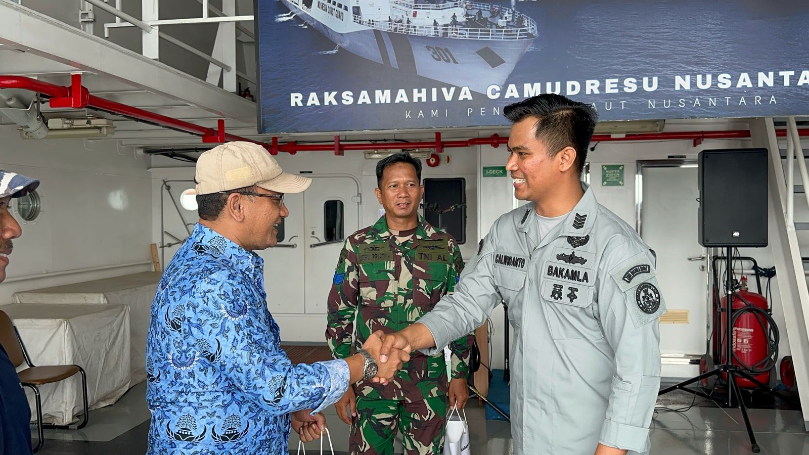 Penuh Wawasan, Siswa SMK 4 Cilegon Belajar Keamanan Laut di KN Tanjung Datu-301