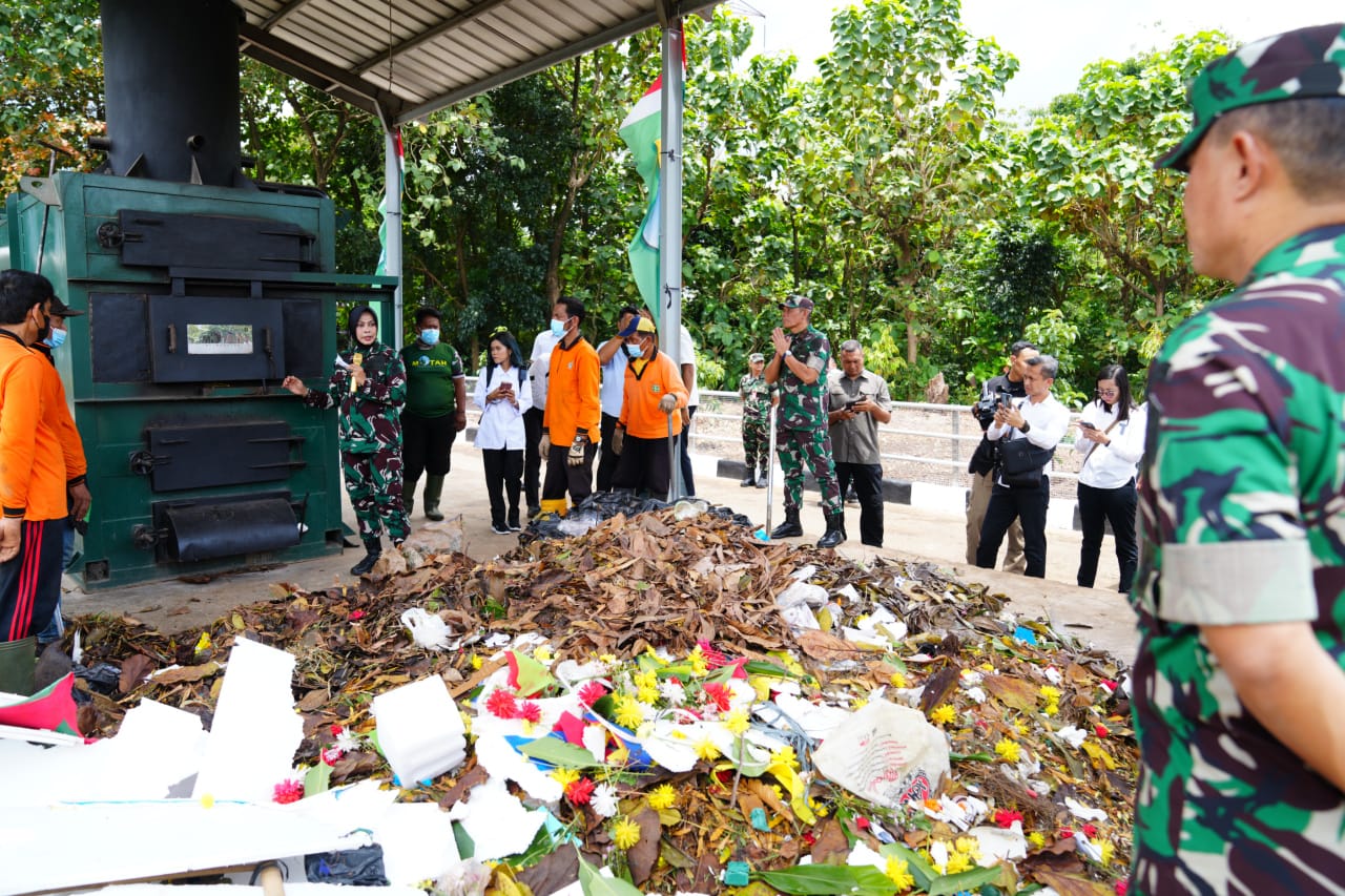 TNI Dukung Pengolahan Sampah Berkelanjutan untuk Lingkungan yang Lebih Bersih