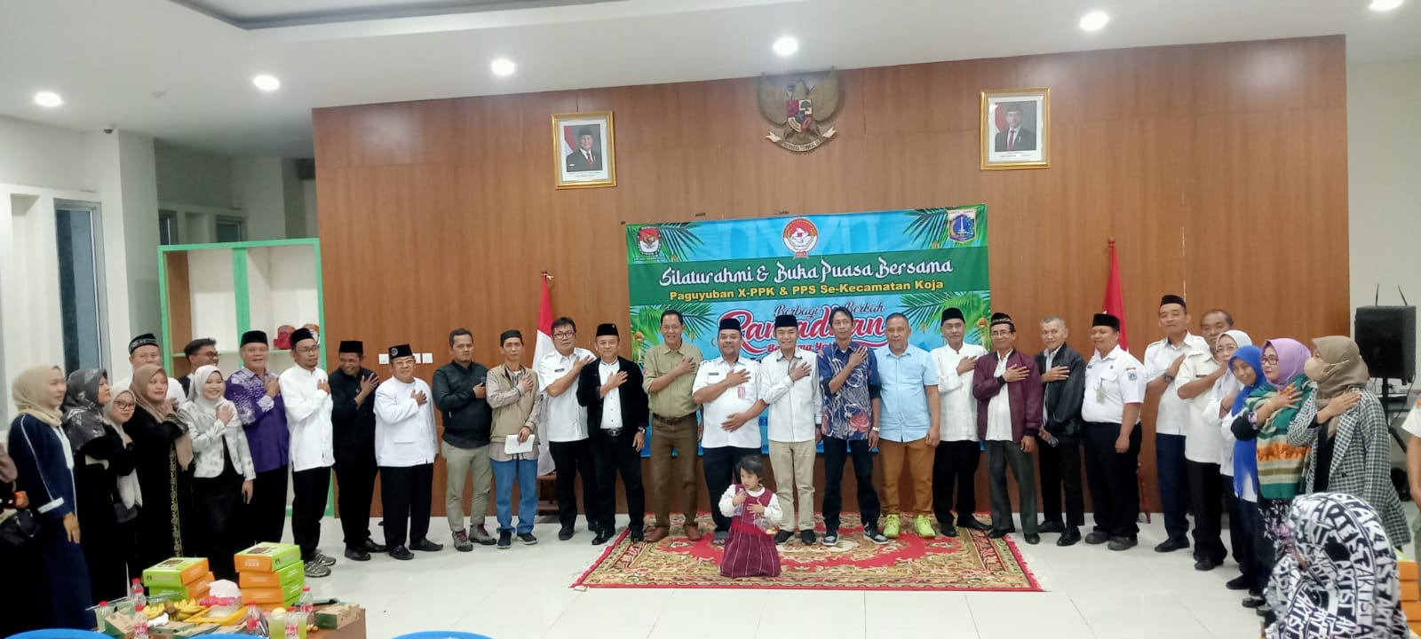 Ramadan Penuh Berkah, Mantan PPK dan PPS Koja Bangun Kebersamaan Lewat Santunan