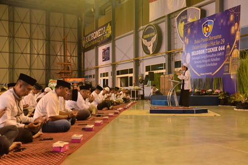 Kebersamaan dan Doa di HUT Skatek 044, Buka Puasa Penuh Makna di Lanud Hasanuddin