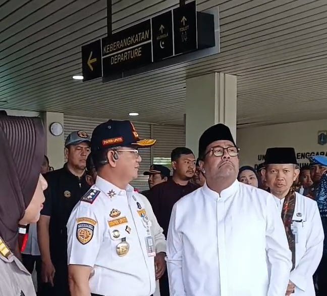 Wagub DKI Jakarta Lepas Ribuan Pemudik Laut Menuju Kepulauan Seribu dengan Fasilitas Lengkap