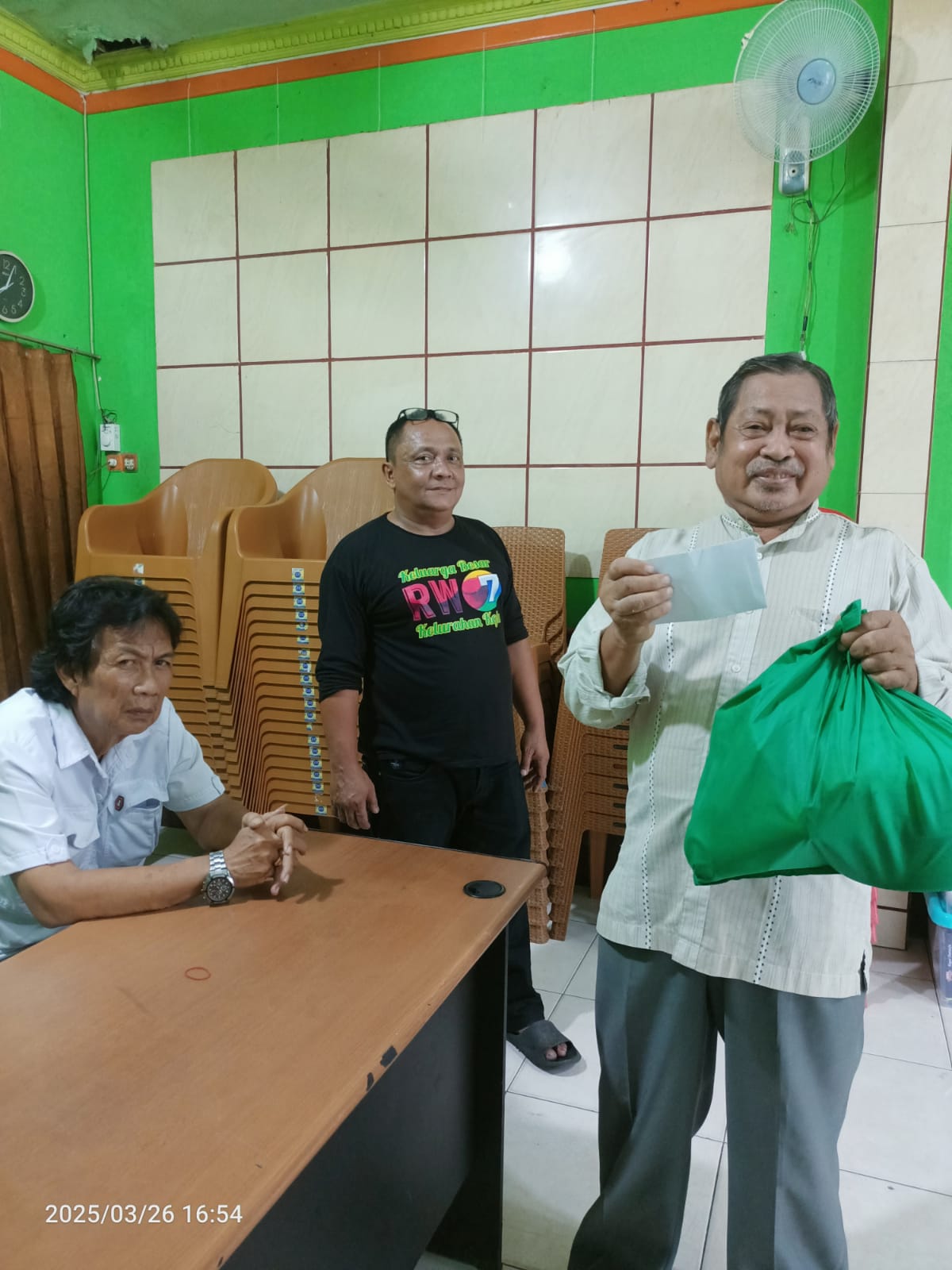 RW 07 Koja dan LMK Wujudkan Ramadan Penuh Makna lewat Aksi Berbagi dan Silaturahmi