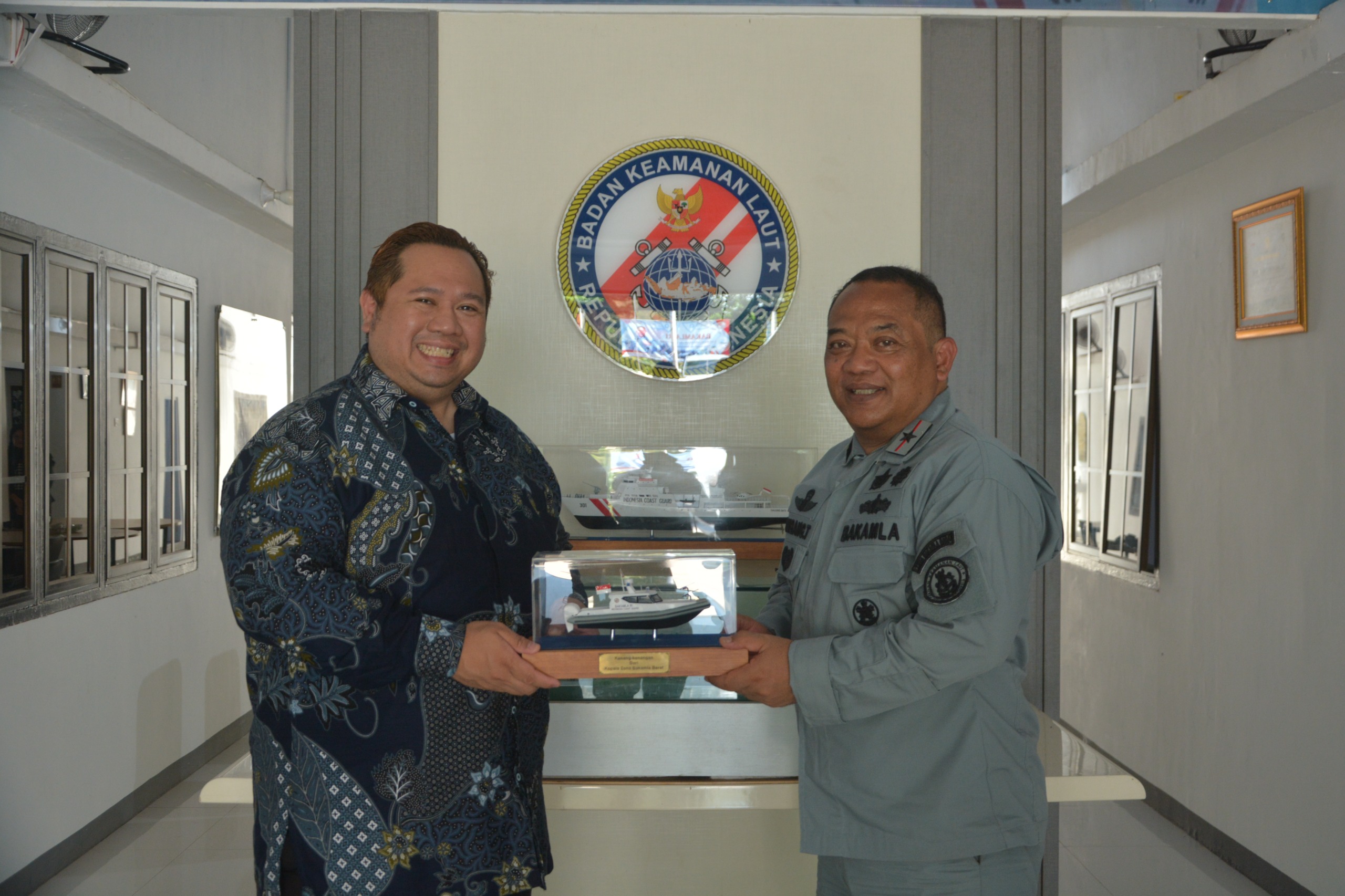 Kerja Sama Strategis Indonesia-AS: Menghadapi Ancaman Keamanan Laut dan Kejahatan Internasional