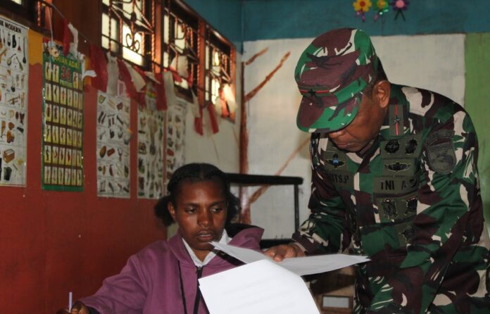 Duka dan Harapan: Anak-Anak Puncak Jaya Tetap Semangat Hadapi Ujian di Tengah Konflik