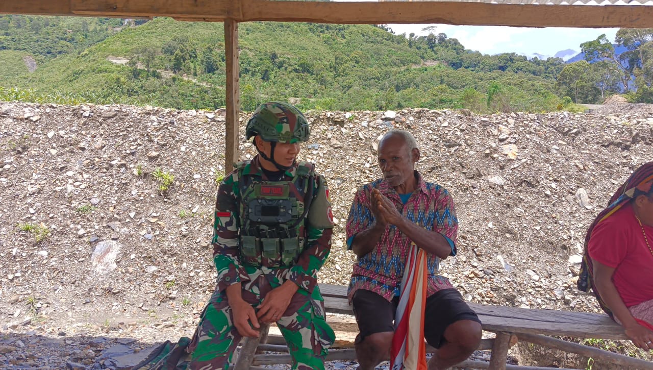 Sentuhan Kemanusiaan: Pos Tinolok Hadir di Tengah Derita Warga Moulo