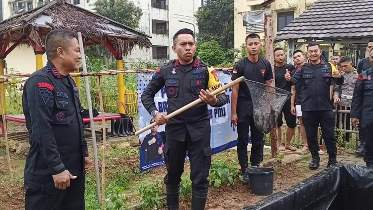 Langkah Strategis Brimob Polda Metro Jaya Gairahkan Pertanian dan Perikanan Lokal