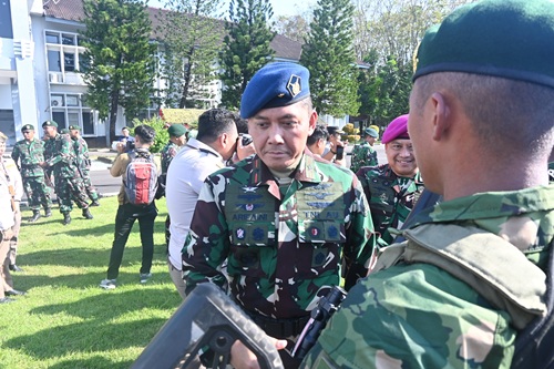 Pengabdian Tuntas, Satgas Pamtas RI-PNG Yonif 432 Disambut dengan Kehormatan di Makassar