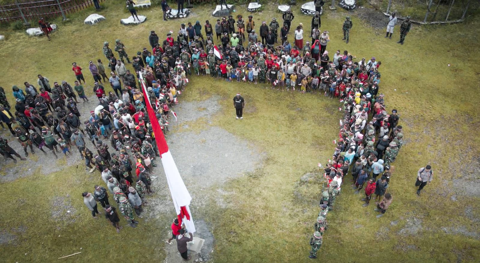 Aksi Heroik Satgas Yonif 715 dan Warga Papua dalam Rayakan Integrasi dengan NKRI