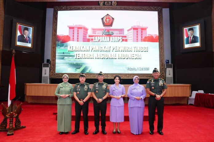 Negara Beri Penghargaan Strategis kepada 32 Perwira Tinggi TNI atas Pengabdian Penuh