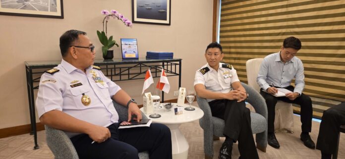Bakamla RI Sambut Kerja Sama Maritim Baru dengan RSN dan SPCG dalam IMDEX 2025