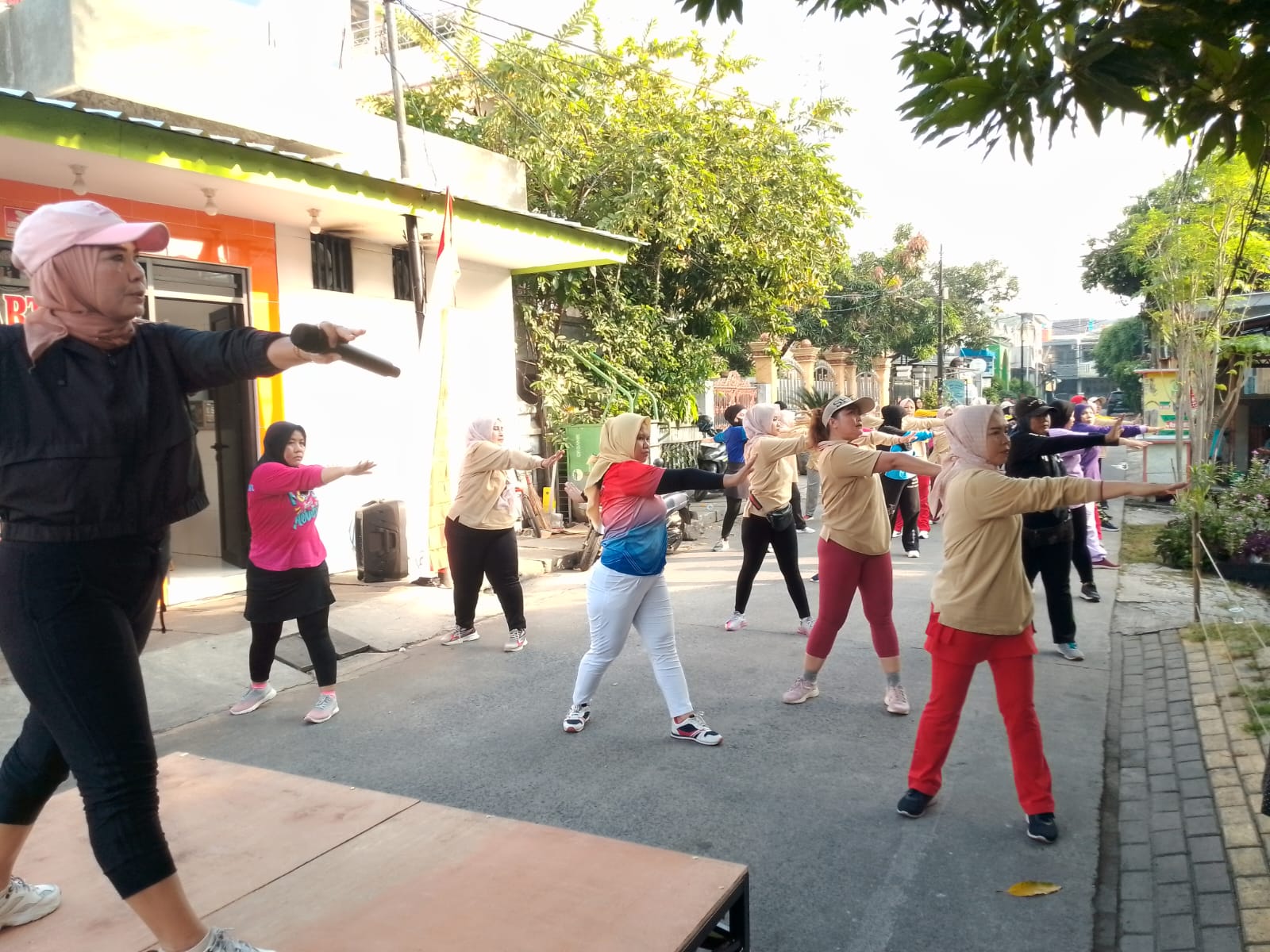 Semarak Sehat RW 04 Jadi Ruang Unggul Kolaborasi RT, LMK, PKK hingga UMKM