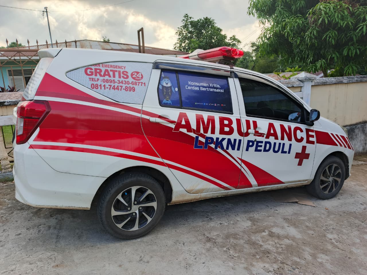 Komitmen Kemanusiaan LPKNI Ditegaskan dengan Pelayanan Ambulans Gratis di Kota Jambi