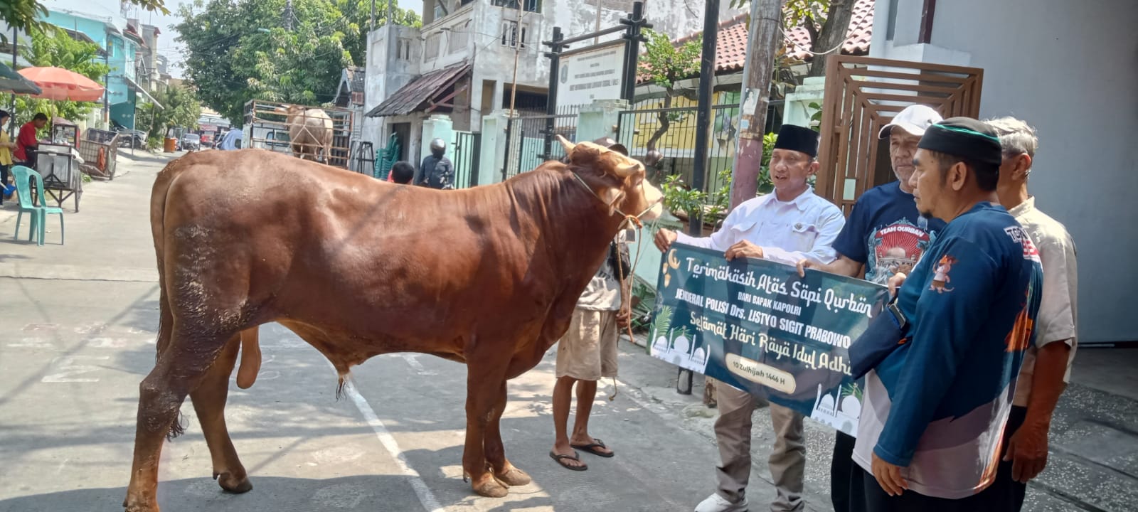 Langkah Nyata Kapolri dalam Kemanusiaan, Berikan Qurban pada Idul Adha 1446 H