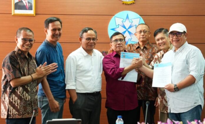 Rekonsiliasi Final PWI Dimulai dari Penandatanganan SK Panitia Bersama