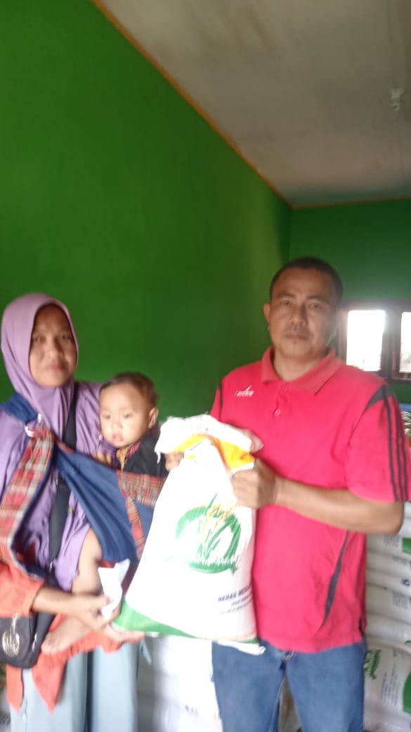 Fraksi NasDem Tanggapi Langsung Keluhan Warga Tentang RTLH dan Kesehatan