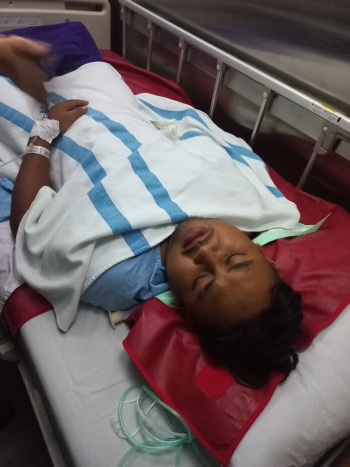 KONDISI AF SETELAH OPERASI - KECELAKAAN MELIBATKAN MOBIL APV DAN DUA MOTOR TERJADI DI LEUWILIANG, BOGOR BARAT